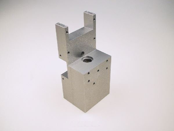 0051332 Cylinder housing