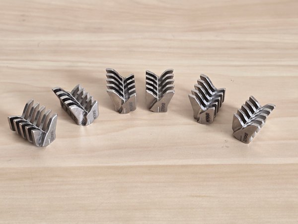 0045632 Jaw 1 standard-0045634 Jaw 2 standard