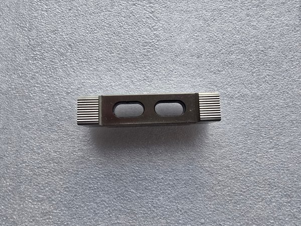 10354719 GLIDING JAW NC-GROOVES