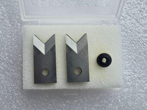 401.7536 V-blade set Carbide 12mm